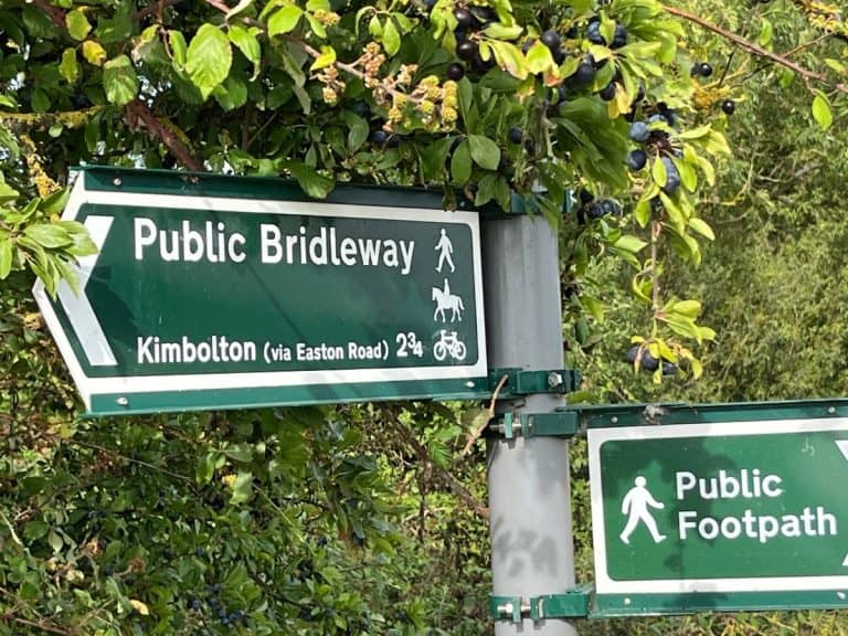 Three Shires horse bridleway