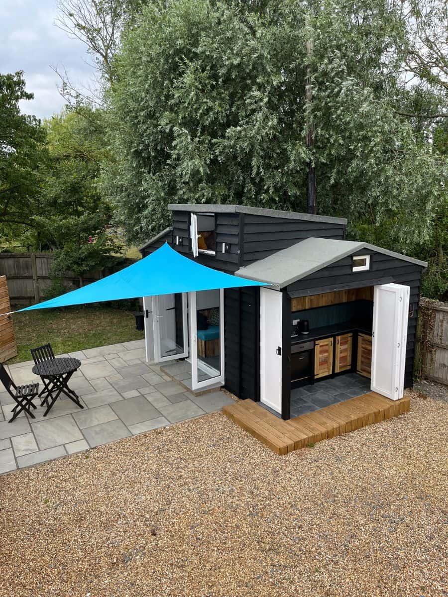 horse and pet-friendly tiny home near St Neots 10