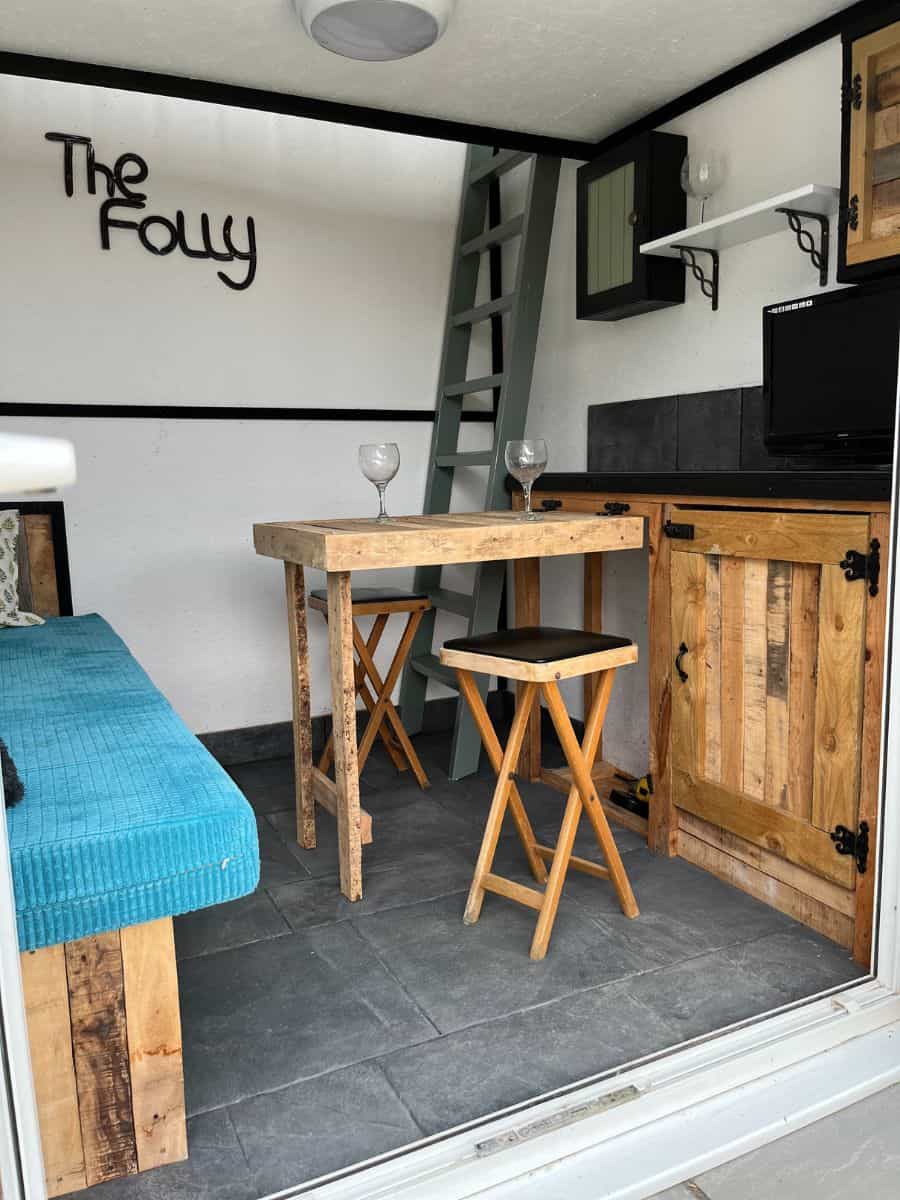 horse and pet-friendly tiny home near St Neots 12